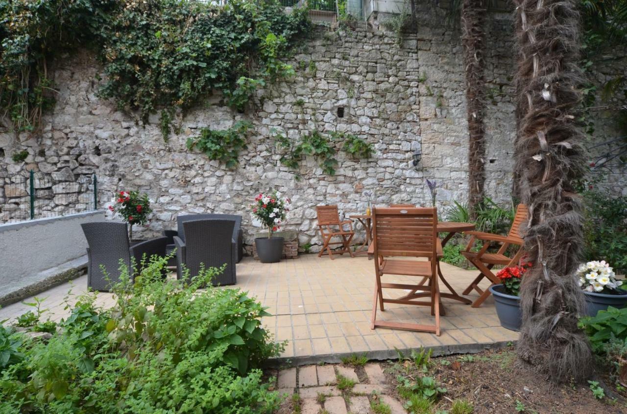 Old Town Svalba Hotel Rovinj Bagian luar foto