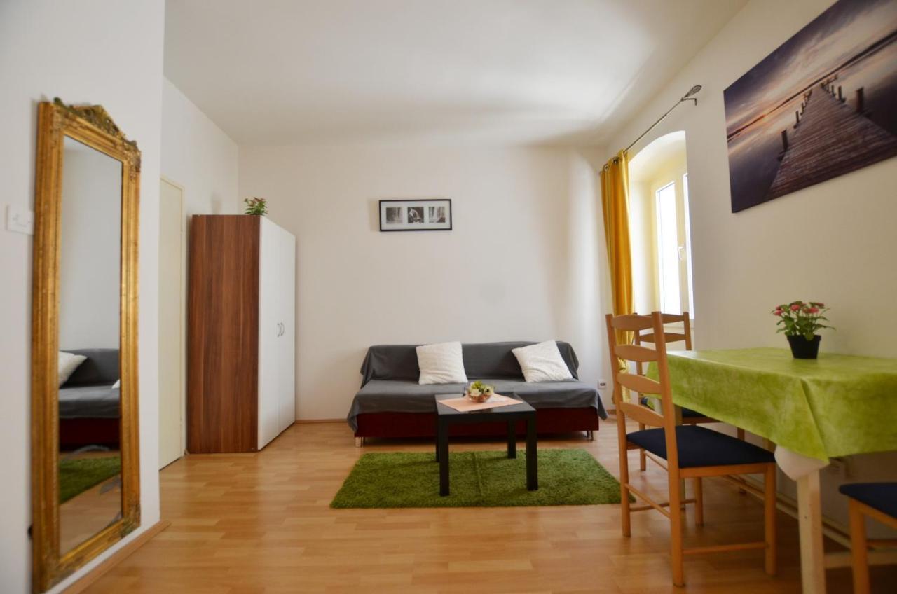 Old Town Svalba Hotel Rovinj Bagian luar foto